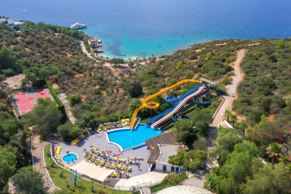 Hotel Bodrum Holiday Resort - glijbanen
