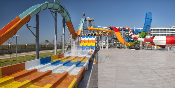 Aquasis Deluxe Resort & Spa