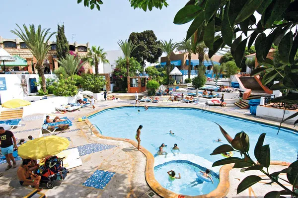 Hotel El Pueblo Tamlelt