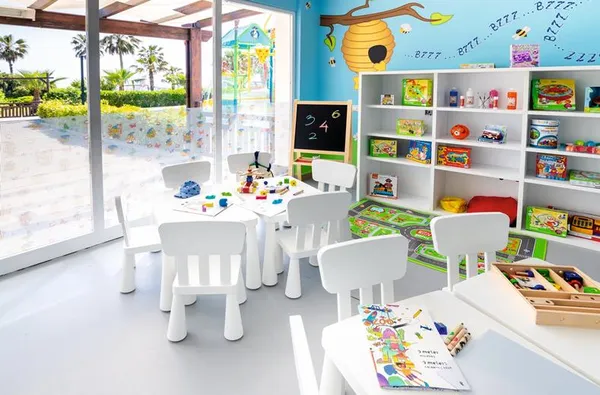 TUI BLUE Side Family Resort