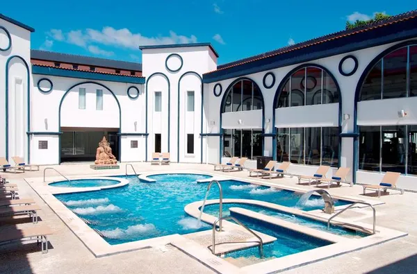 Sandos Playacar Beach Resort & Spa