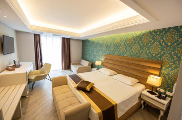 Grand Blue Fafa Resort 