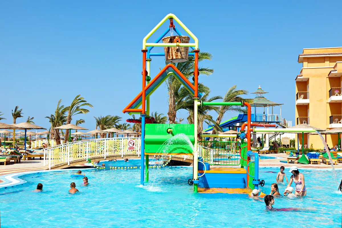 three corners sunny beach, waterspeeltuin