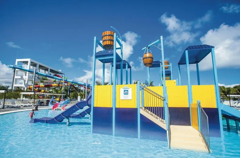 RIU Bambu