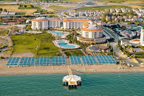 Sea World Resort & Spa