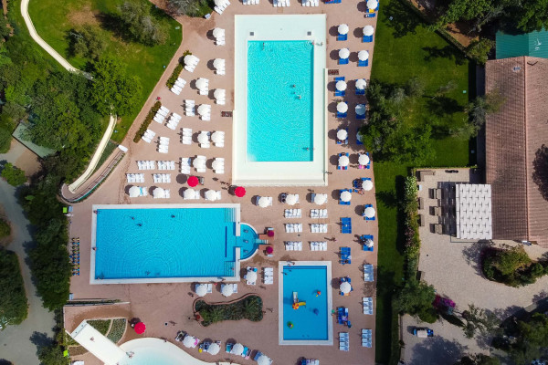 hu Montescudaio village