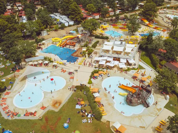 Vakantie naar een camping met waterpark in Kroatië