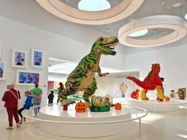 LEGOLAND Denemarken, dino expositie in LEGO House