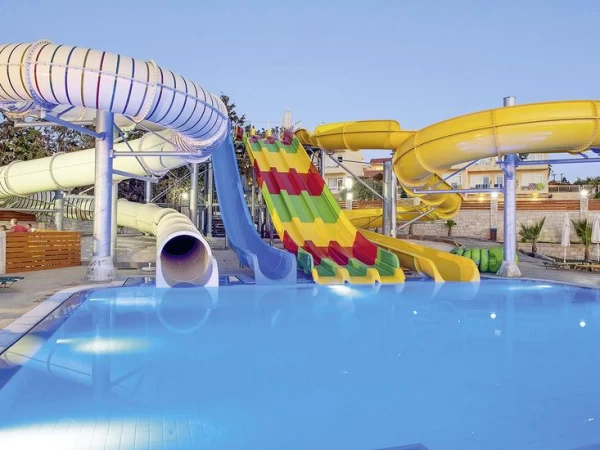 Gouves Waterpark Holiday Resort (9).jpg