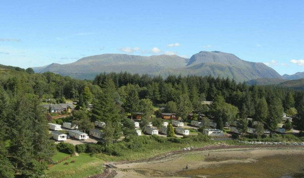 Linnhe Lochside Holidays
