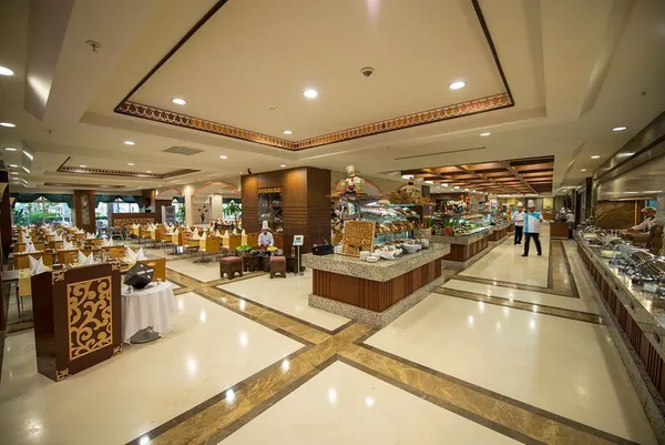 Crystal Family Resort