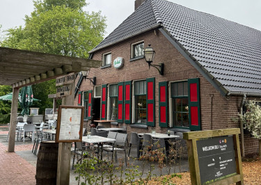REVIEW: Bubbelpret in een super-de-luxe Safaritent bij Sallandshoeve