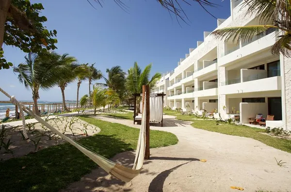 Akumal Bay Beach & Wellness 