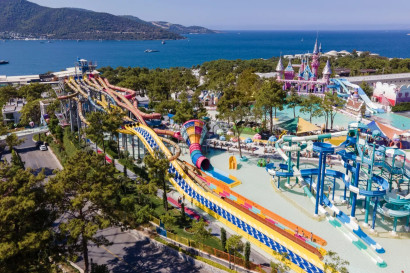 Titanic Luxury Collection Bodrum
