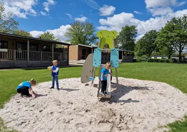 KleintjesWeken op camping TerSpegelt: check de nazomerdeals!