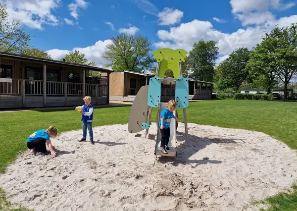 KleintjesWeken op camping TerSpegelt: check de nazomerdeals!