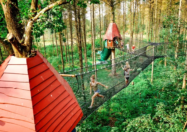 LEGOLAND Denemarken, klimmen in WOW Park Billund