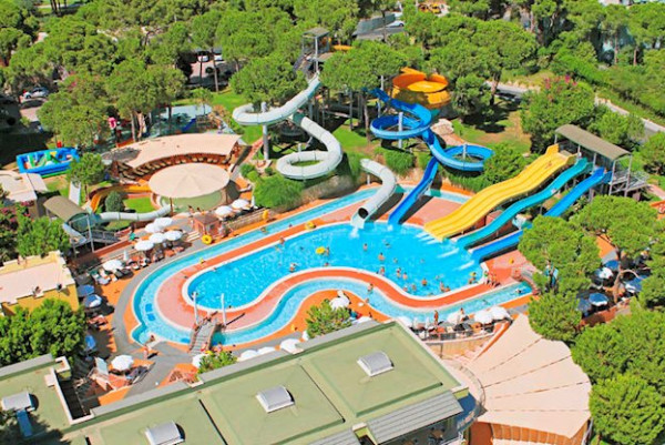 Maritim Pine Beach Resort