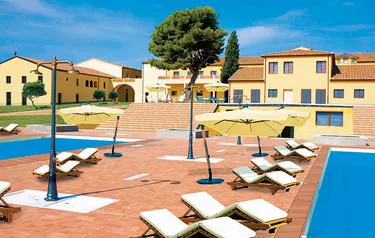 Poggio All'Agnello Country & Beach Resort