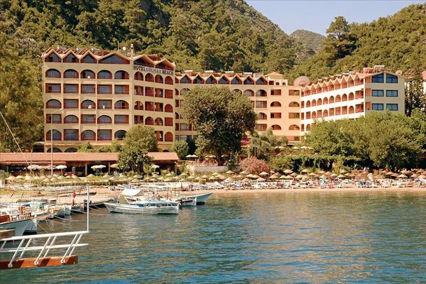 Hotel Gölmar Beach