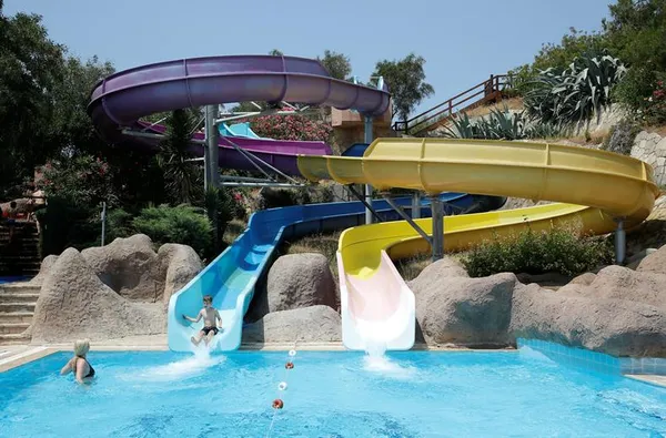 Hotel Blue Waters Club