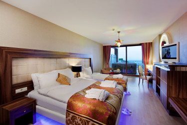 Granada Luxury Okurcalar