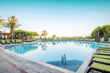 SunConnect Marina Beach