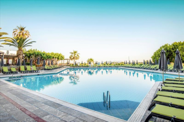 SunConnect Marina Beach