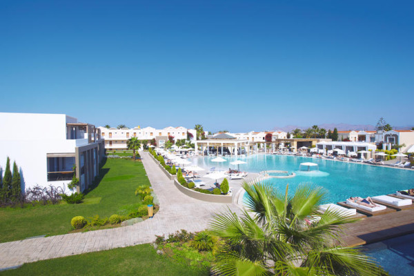 Pelagos Suites Hotel & Spa