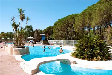 Camping Parc Saint-James Oasis Village