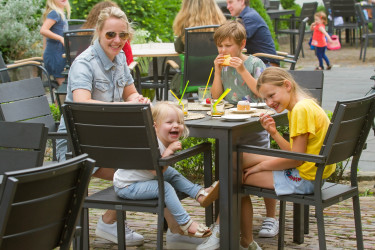 preston-palace (15).jpg