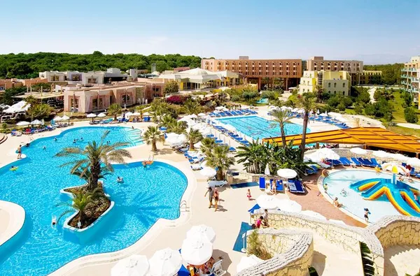 Hotel Blue Waters Club