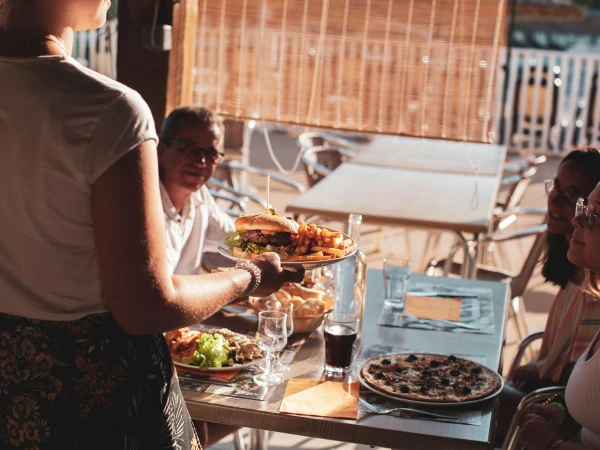 Camping Château de Fonrives