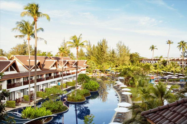 Sunwing Kamala Beach Resort