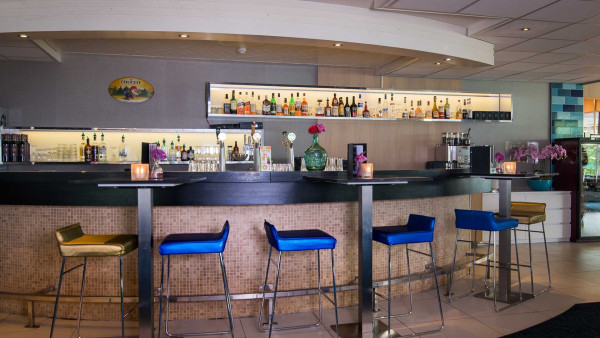 Novotel-Hotel-Maastricht-Bar.jpg