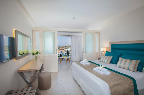 TUI BLUE Atlantica Aeneas Resort