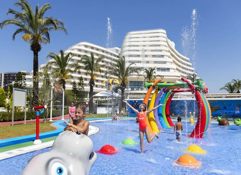 Miracle Resort