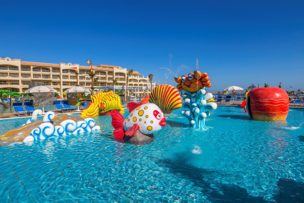 Albatros White Beach