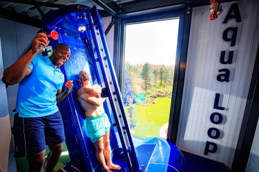 Primeur voor Center Parcs met eerste waterglijbaan met looping 