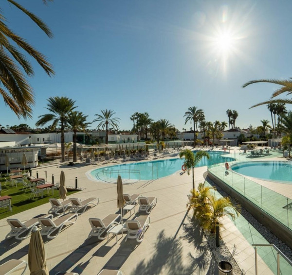 Hotel LIVVO Dunagolf Suites