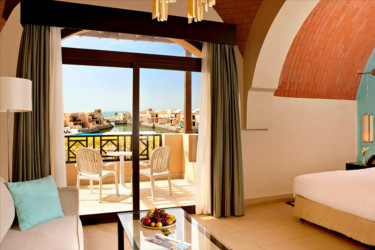 Hotel The Cove Rotana Resort & Spa