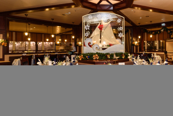 Disney's Newport Bay Club