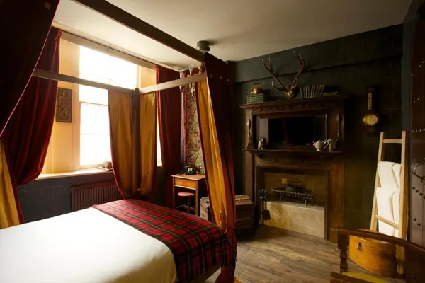 Georgian House Hotel