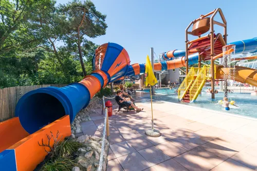 Vakantiepark met buitenzwembad