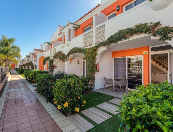 Bungalows Cordial Green Golf