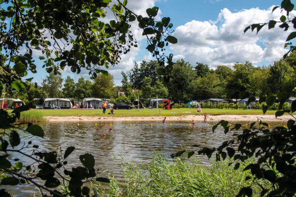Camping Landgoed Eysinga State 