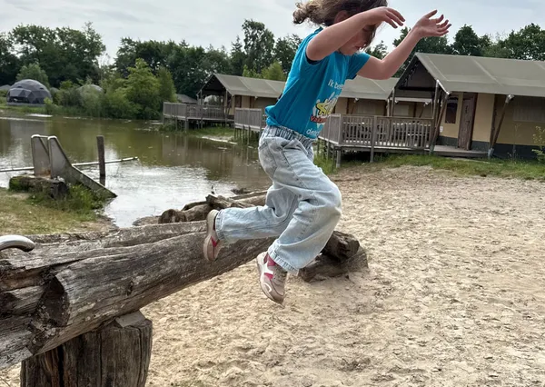 REVIEW: Bubbelpret in een super-de-luxe Safaritent bij Sallandshoeve