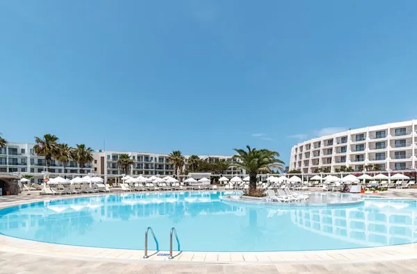 TUI BLUE Side Family Resort