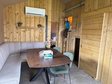 REVIEW: Nola en Moos checken Kampeerdorp de Zandstuve