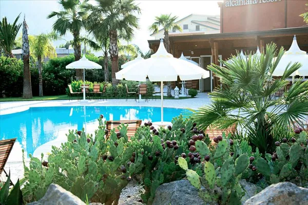 Hotel Alcantara Resort